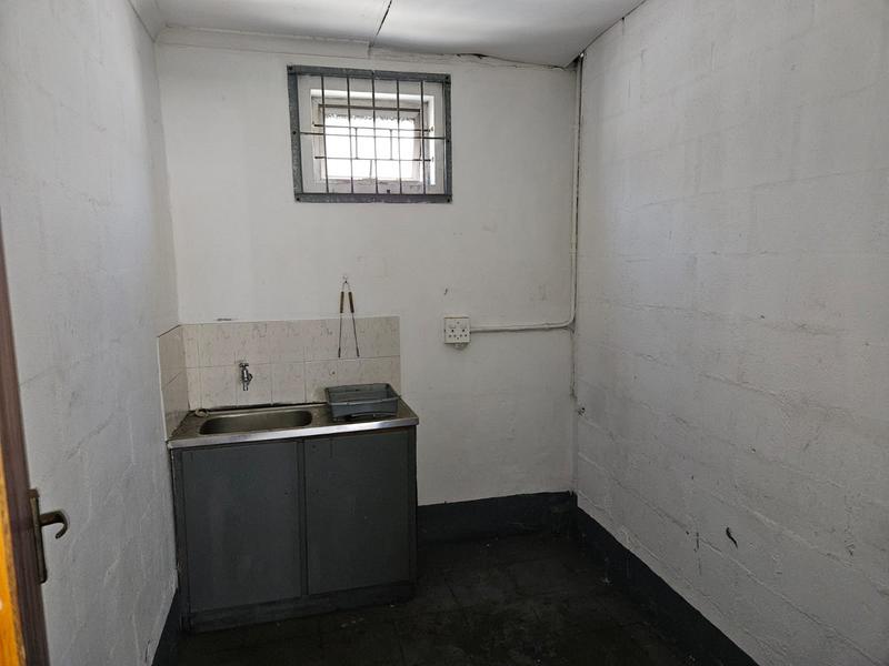 To Let commercial Property for Rent in Epping Western Cape